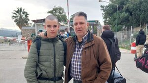 Ανείπωτος θρήνος για τον Ραφαήλ: Η σπαρακτική μαντινάδα του πατέρα του 19χρονου