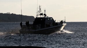 Δύο συλλήψεις για το ναυάγιο με τους τρεις νεκρούς μετανάστες στη Γαύδο