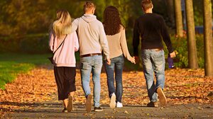 Αλκοόλ: Πότε ενώνει και πότε χωρίζει τα ζευγάρια;