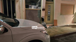 Αγροτικό έπεσε σε Μικροβιολογικό Εργαστήριο μετά απο "τρελή" πορεία