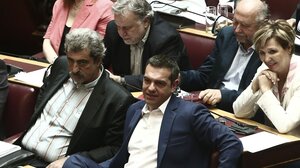 Πολάκης για βιβλίο Τσίπρα: Λέει ψέματα και ανακρίβειες!