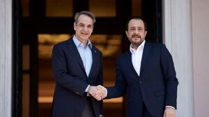Συνάντηση Μητσοτάκη με τον πρόεδρο της Κύπρου