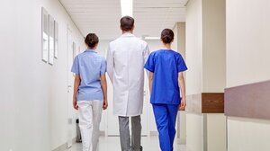 Θεμιστοκλέους: Προχωράμε άμεσα σε νέες προσλήψεις στο ΕΣΥ