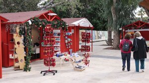 Την επιστροφή των χριστουγεννιάτικων bazaars στο κέντρο της πόλης ζητούν τα φιλανθρωπικά σωματεία 