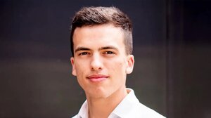 Λεωνίδας Ασκιανάκης: Το παιδί που μετρούσε τ' άστρα στο Αρκαλοχώρι, ιδρυτής του Project S, που απομακρύνει διαστημικά συντρίμμια