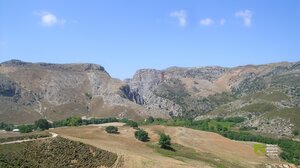 Ανακαλύψτε το Πρασσανό φαράγγι!