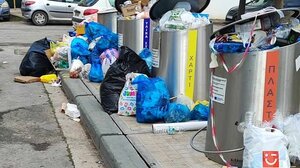 Ωραίοι οι νέοι κάδοι, αλλά...