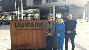 Παρουσίαση των «Σχολών Γονέων» της Περιφέρειας Κρήτης στο Πανεπιστήμιο του Σάλτσμπουργκ