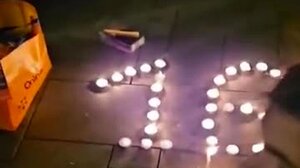 Αγρυπνία στην παραλία του Τελ Αβίβ για τα θύματα της επίθεσης στο Σίδνεϊ