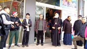 Παραμονή Πρωτοχρονιάς στην αγορά του Αρκαλοχωρίου ο Δήμαρχος Μινώα