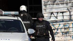 ΟΠΕΚΕΠΕ: Σάλος με τις νέες συλλήψεις στην Κρήτη - Ο "κομβικός ρόλος" του αγροτοσυνδικαλιστή - Χειροπέδες σε 4 μέλη της οικογένειάς του