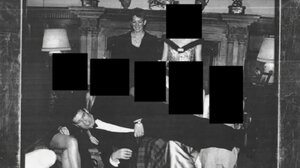 Τα αρχεία του Έπσταϊν αποκαλύπτουν φωτογραφία του έκπτωτου πρίγκιπα Άντριου