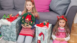 Τι συμβαίνει όταν οι γονείς δίνουν υπερβολικά πολλά δώρα στα παιδιά τους - Τρεις βασικές συνέπειες