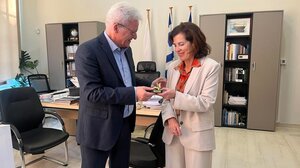 Συνάντηση του Καλοκαιρινού με την Πρέσβειρα της Γαλλίας στην Ελλάδα Laurence Auer