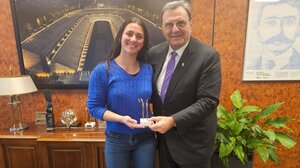 Ελληνίδα η κορυφαία πολίστρια του κόσμου - Συγχαρητήρια από τον Ισίδωρο Κούβελο στην Φωτεινή Τριχά