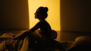 Γιατί ξυπνάμε νωρίτερα όσο μεγαλώνουμε;