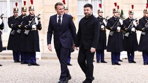 Μακρόν - Ζελένσκι σε μαραθώνιο επαφών για το Ουκρανικό με ΗΠΑ, ΕΕ και ΝΑΤΟ