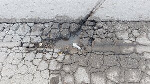 "Παγίδες" τα μπαλώματα στους δρόμους του Ηρακλείου