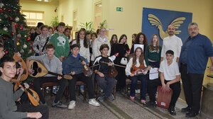 Οι μαθητές του Μουσικού Σχολείου Χανίων έψαλαν τα κάλαντα στον Αντιπεριφερειάρχη