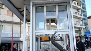 Δήμος Αγίου Νικολάου: Απομάκρυνε το περίπτερο που βρισκόταν κοντά στην είσοδο της Μαρίνας Αγίου Νικολάου