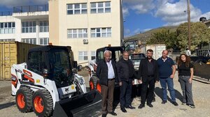 Με δύο νέα μηχανήματα έργου ενισχύθηκε ο στόλος οχημάτων του Δήμου Γόρτυνας