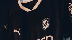 Με την ασπίδα στην καρδιά