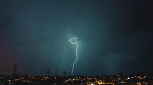 Κακοκαιρία με ισχυρές βροχές σε όλη τη χώρα – Στο επίκεντρο των φαινομένων και η Κρήτη - Δείτε χάρτες