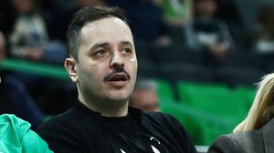 Αλέξανδρος Τσουβέλας: Κατέβηκε η ανάρτηση που έκανε για τον Χριστό, «να σας χαίρεται η μαμά σας» απάντησε