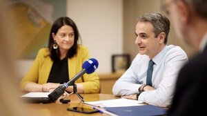 Σύσκεψη στο Μαξίμου υπό τον πρωθυπουργό για τις συλλογικές συμβάσεις