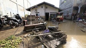 Πλημμύρες στην Ινδονησία: 631 νεκροί, 1 εκατομμύριο ξεριζωμένοι