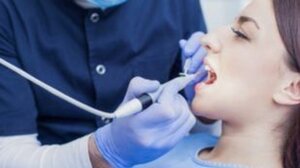 Πώς συνδέεται η υγεία των δοντιών με το προσδόκιμο ζωής