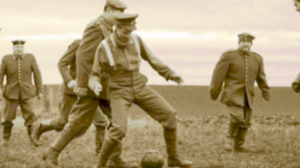 Παίζοντας μπάλα τα Χριστούγεννα στο μέτωπο