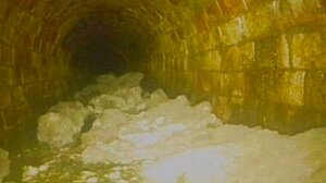 Τόνοι λίπους και σκουπιδιών έφραξαν υπονόμους στο Λονδίνο