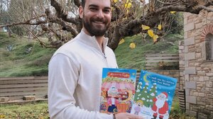 «Το Κυλικείο της Αγάπης»: Μια αληθινή ιστορία αγάπης από το πιο ήσυχο σημείο του σχολείου