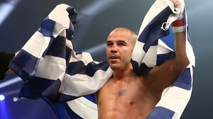 "Ο θρύλος ξυπνά": Ο Μιχάλης Ζαμπίδης επιστρέφει στα ρινγκ μετά από δέκα χρόνια απουσίας