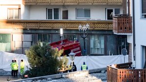 Τραγωδία στην Ελβετία: Περίπου 40 νεκροί και 100 τραυματίες