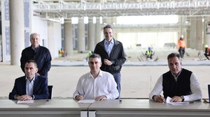 Μητσοτάκης από Καστέλλι: «Η Κρήτη αλλάζει και θωρακίζεται με έργα που της δίνουν νέα αναπτυξιακή δυναμική»