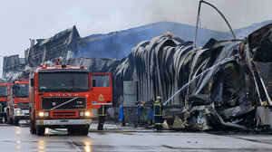 Τραγωδία στα Τρίκαλα: Για ταυτοποίηση καλούνται οι συγγενείς των νεκρών – Τα σενάρια για τα αίτια της έκρηξης