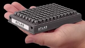 Νέος σκληρός δίσκος χωράει δισεκατομμύρια αρχεία και τα διατηρεί ανέπαφα για χιλιάδες χρόνια