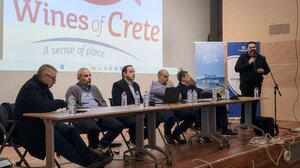 Στρατηγική προτεραιότητα της Περιφέρειας Κρήτης η στήριξη και η θωράκιση του αμπελοοινικού τομέα