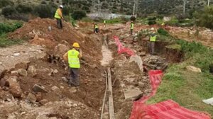 Νομικά κατά του ΔΕΔΔΗΕ προσφεύγει ο Δήμος Γλυφάδας για το μπάζωμα ρεματιάς για ένα έργο υπογειοποίησης δικτύου