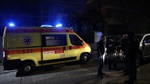 Φονική κακοκαιρία σαρώνει τη χώρα - Μια γυναίκα νεκρή στη Γλυφάδα