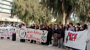 Με σύμμαχο την Τέχνη, οι μαθητές των Καλλιτεχνικού και Μουσικού διεκδικούν όσα τους αξίζουν - Φωτογραφίες και βίντεο