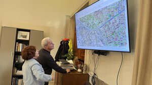 Ο Δήμαρχος Ηρακλείου συναντήθηκε με τη δωρήτρια του ακινήτου για την ανέγερση σχολείου, Νέλλη Βαρβεράκη