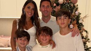 Λιονέλ Μέσι: Το πρωτοχρονιάτικο μήνυμα με οικογενειακή φωτογραφία