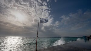Ισχυροί νοτιάδες σάρωσαν την Κρήτη - Έφτασαν τα 100 km/h οι ριπές ανέμων