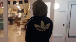 Φρίκη στην Ολλανδία: Φοιτητές και φοιτήτριες ζούσαν μαζί με πρόσφυγες και έπεσαν θύματα βιασμών και κακοποιήσεων