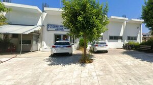 Πάτρα: Έριξε αυγά σε Αστυνομικό Τμήμα και περιπολικό