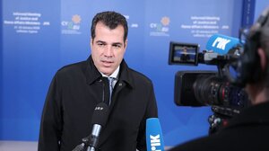 Πλεύρης: Μήνυμα για αυστηρότερη μεταναστευτική πολιτική στην άτυπη Σύνοδο της Λευκωσίας