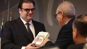 Πιερρακάκης: Το στεγαστικό αποτελεί εθνική πρόκληση και δεν μπορεί να αντιμετωπιστεί χωρίς τους ιδιοκτήτες ακινήτων